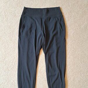 Athleta Venice High Rise Jogger Womens Medium Black Work Travel Pull On